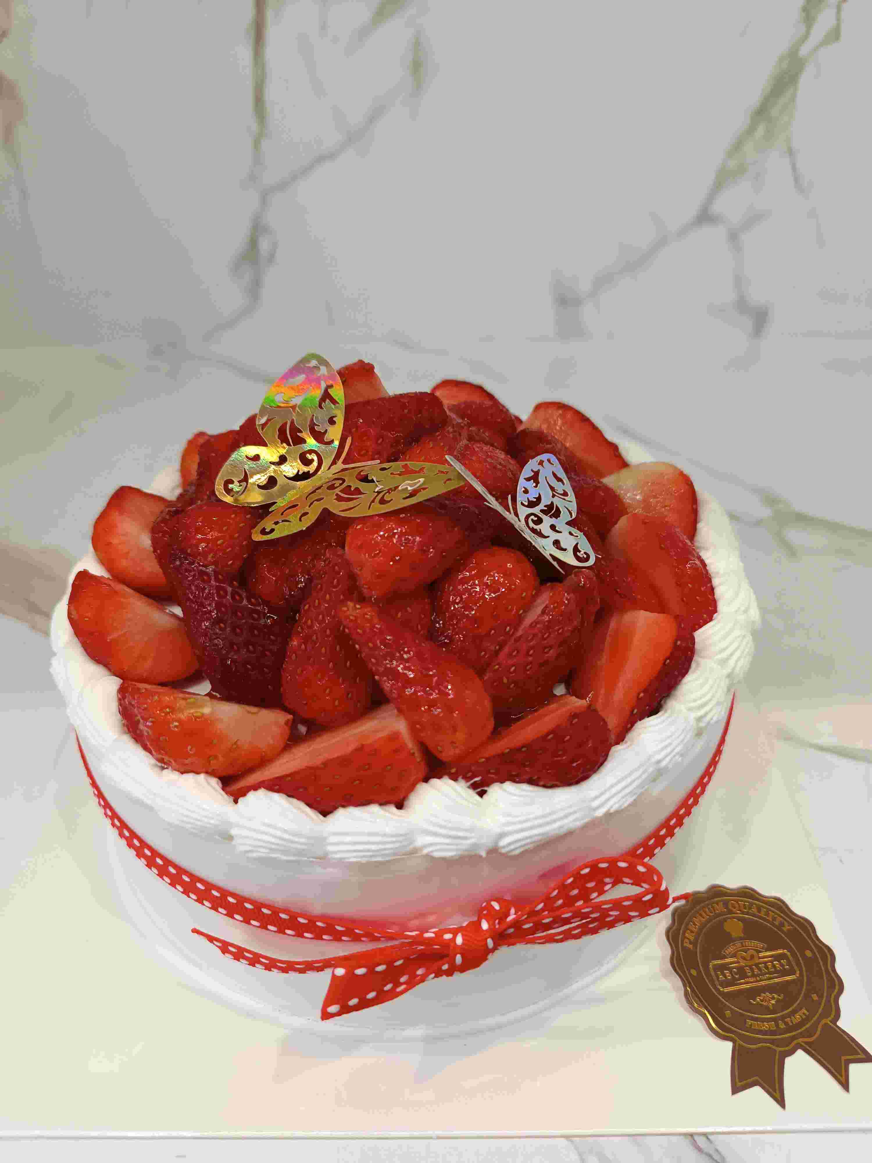 Surprise 6" Cake