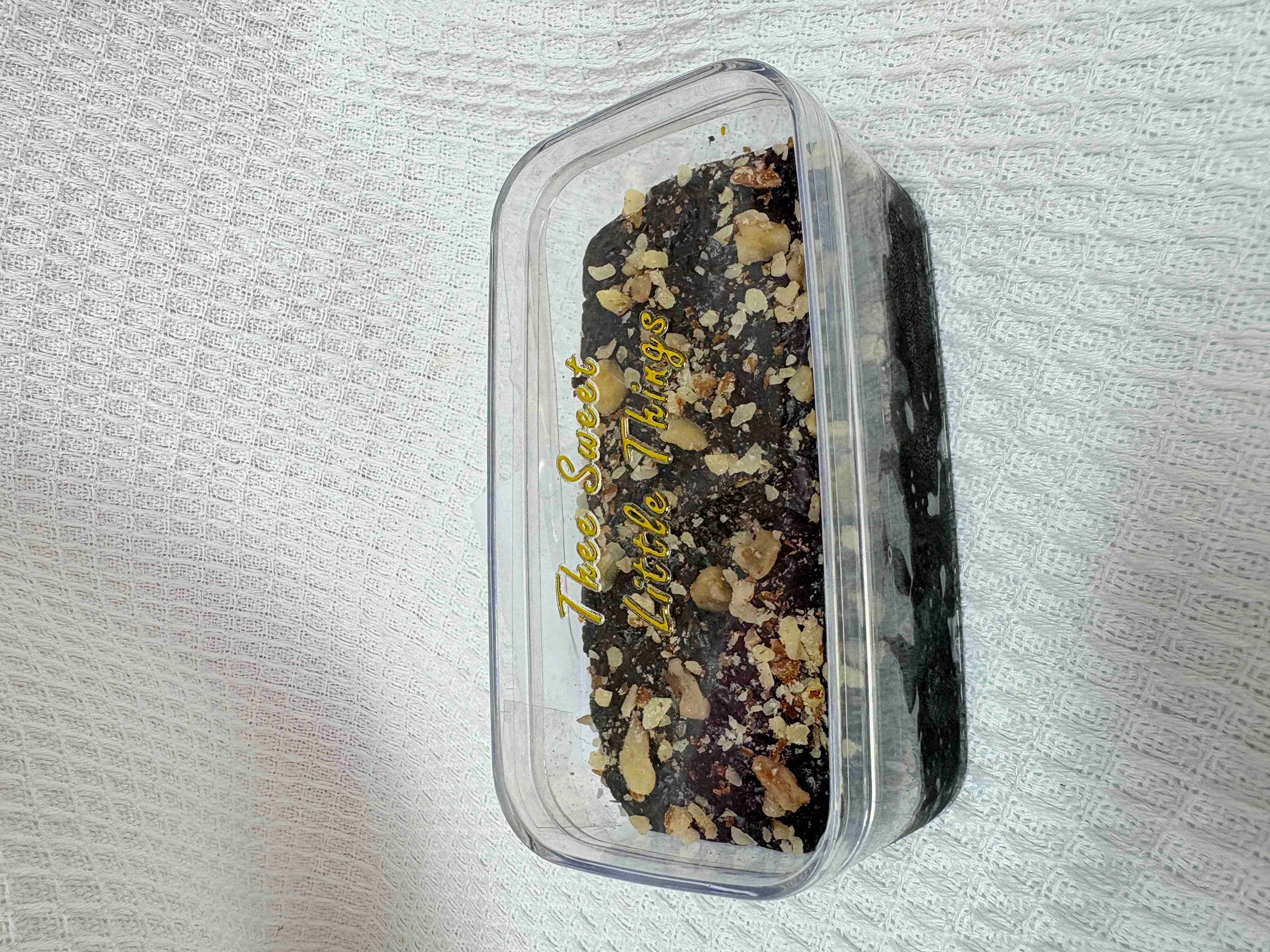 almond walnut fudge 