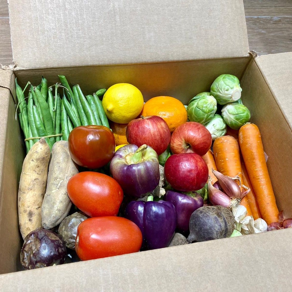 Honest Market Vegetables & Fruit Basket